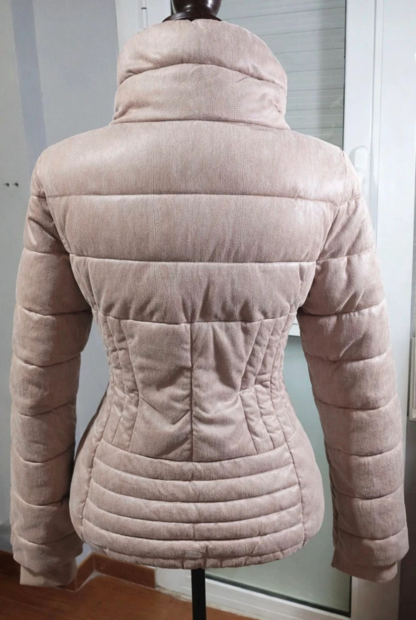 🔥 Guess chaqueta original NUEVA – beige elegante entallada – talla M – photo 6